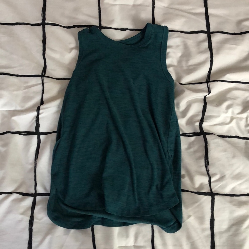 Girls workout top